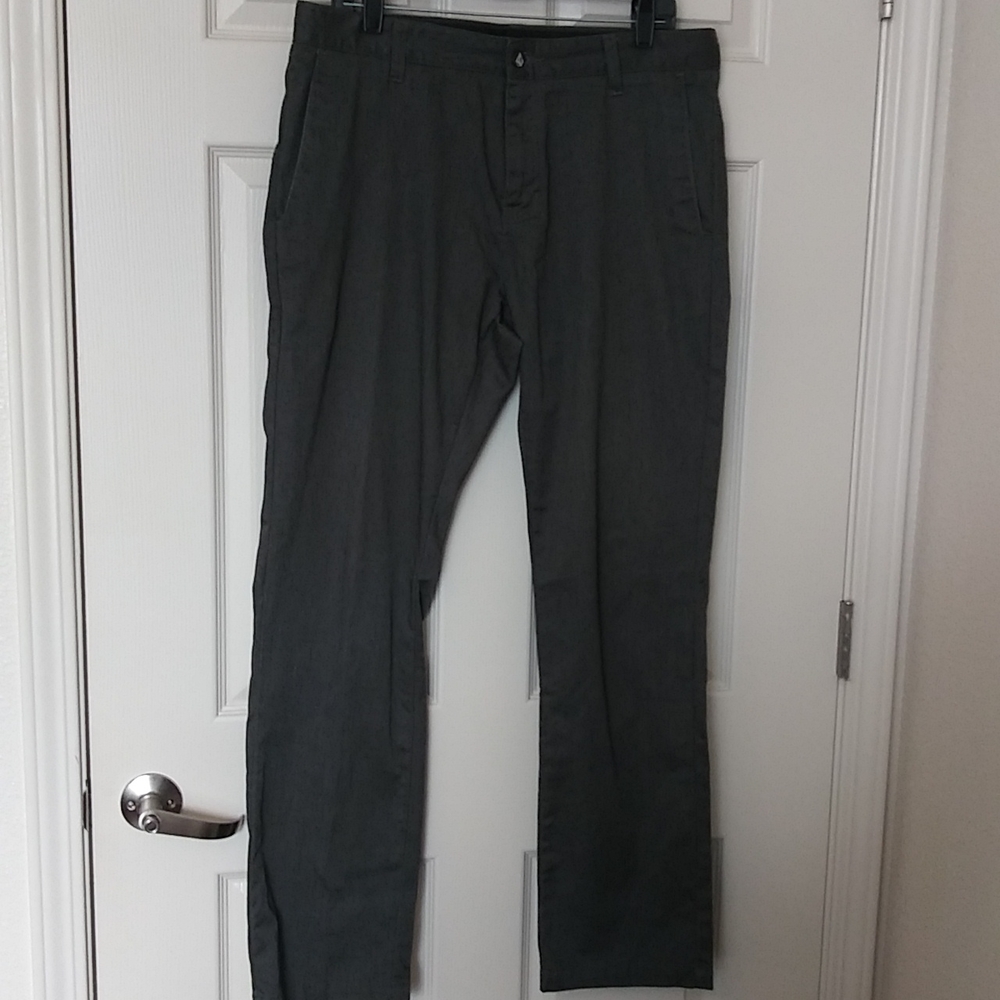 Volcom VMONTY Pants, Chino style, color Charcoal-Heather, SIZE 33x34